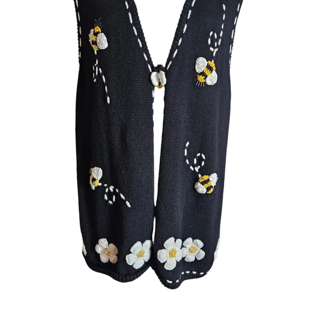Vintage 90s Bumblebee Daisy Knit Vest Sz XL ? 3D Beaded Boho Grannycore Cottage - Picture 3 of 16